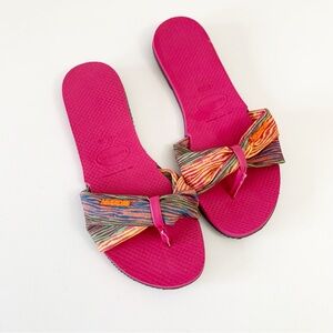Havaianas "You St. Tropez" Bright Pink Flip Flop Sandals ~ 7/8 US